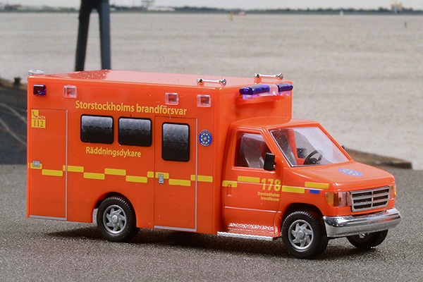 Modell 1:87 der Feuerwehr Stockholm: Busch realisierte diesen GW-Taucher. Foto: Preuschoff