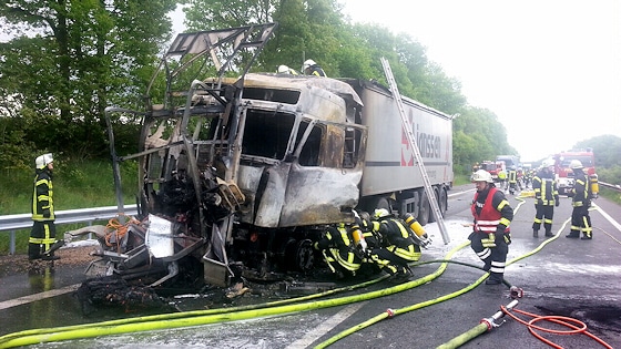 Unfall auf der A 27 bei Achim. Foto: Polizei