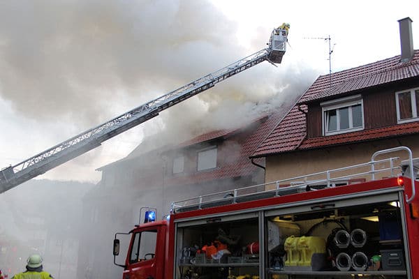 Dachstuhlbrand Holzelfingen 058014_DachstuhlbrandHolzelfinge
