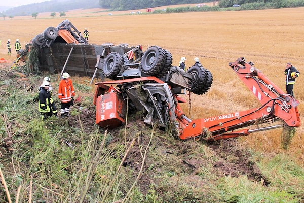Tödlicher Lkw-Unfall auf der A 7 im Kreis Göttingen. Foto: Stefan Rampfel