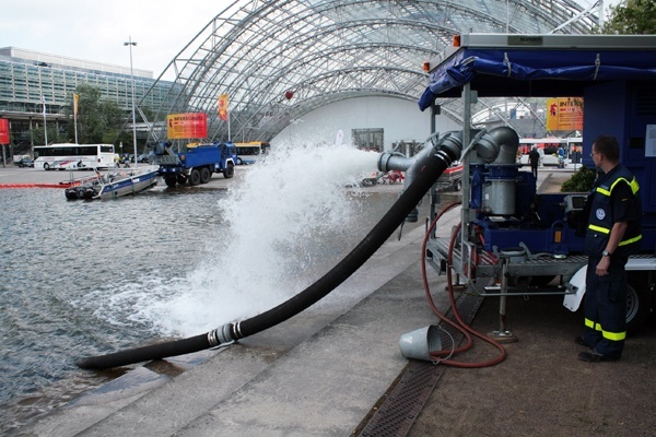 Das THW auf der Interschutz im Jahr 2010. Foto: THW