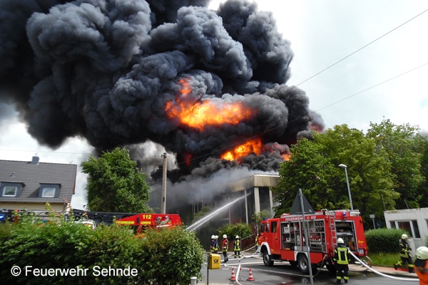 Gaffer_Schaulustige_Einsatz_Feuerwehr