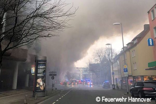 Großeinsatz-am-Parkhaus_Hannover