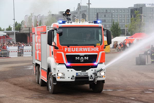 Von Schmitz auf der Interschutz präsentiert: Großtanklöschfahrzeug der Feuerwehr Leipzig. Foto: Klöpper