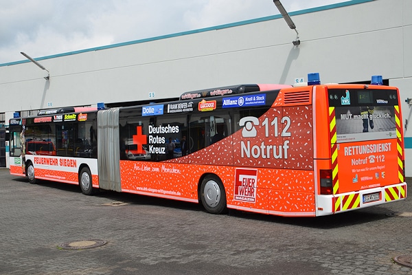 Der neue Rettungsbus der Verkehrsbetriebe Westfalen-Süd. Das Fahrzeug fährt im regulären Linienverkehr und kann jederzeit zum Einsatz abberufen werden. Foto: Jörg Büdenbender