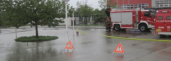 Hochwasser und Starkregen in Österreich - hier in Wiener Neustadt. Foto: Feuerwehr