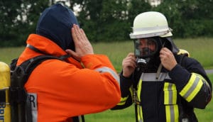 Symbolfoto: Schutzkleidung bei der Feuerwehr. Foto: Hegemann