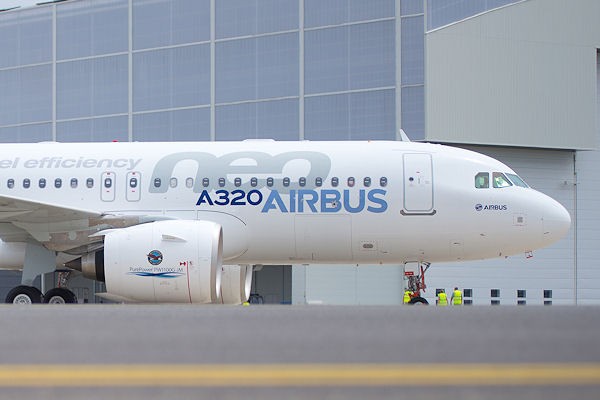 A320neo_on_ground