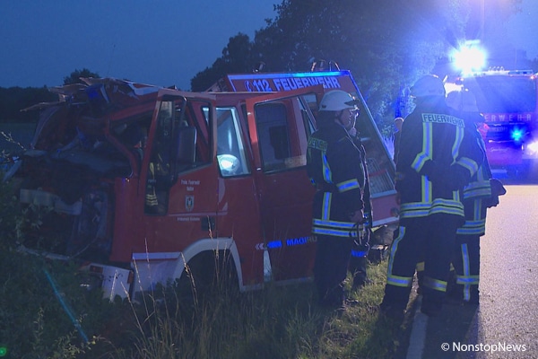 Eigenunfall_Feuerwehr_Unfall_Löschfahrzeug