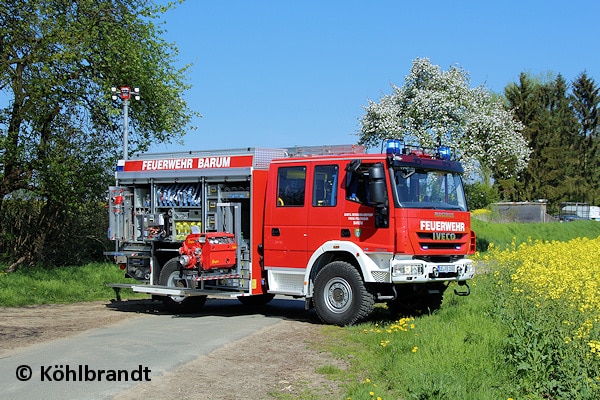 Magirus lieferte das neue LF 10 der FF Barum auf einem Iveco 150 E 30 W. Es ist unter anderem mit einer Tragkraftspritze ausgerüstet. Foto: Köhlbrandt