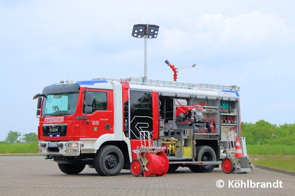 Dieses Löschgruppenfahrzeug (LF) 20 auf MAN TGM 13.290 4x4 lieferte Rosenbauer an die FF Klütz. Das 7.750 Millimeter lange Fahrzeug hat eine zulässige Gesamtmasse von 15.000 Kilogramm. Foto: Köhlbrandt