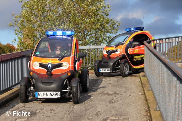 Zwei Renault Twizy testete die Feuerwehr Wuppertal. Vor allem die Wendigkeit der Fahrzeuge begeisterte. Foto: Fichte