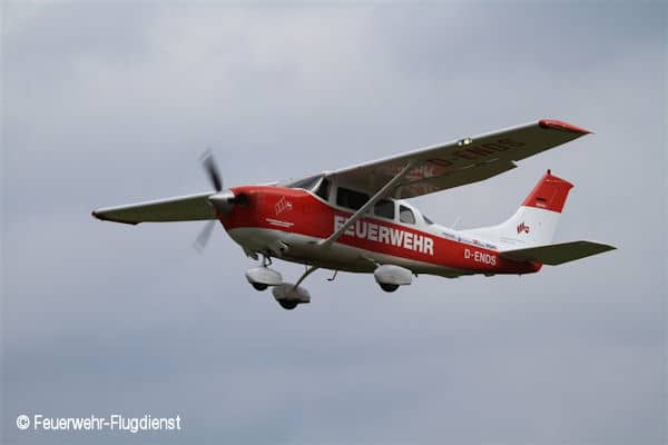 Eine der beiden Cessna 206, die der FFD zurzeit im Dienst hat. Foto: Feuerwehr-Flugdienst