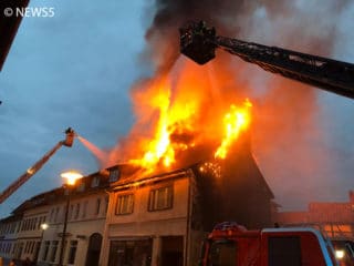 Flammen Gebäude
