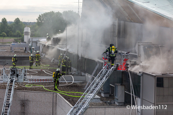 Brand in Rheingoldhalle