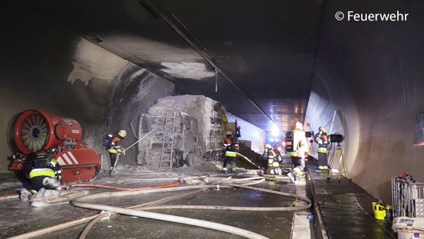 Brand im Pfändertunnel