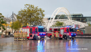 Brandweer Rotterdam-Rijnmond Wache Bosland mit Tankautospuit (Löschfahrzeug) und Autoladder (Drehleiter)