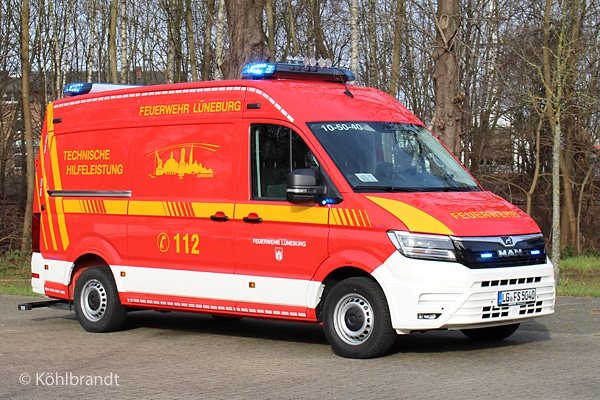 Einsatzfahrt KLAF der Feuerwehr Lüneburg mit Presslufthorn! 