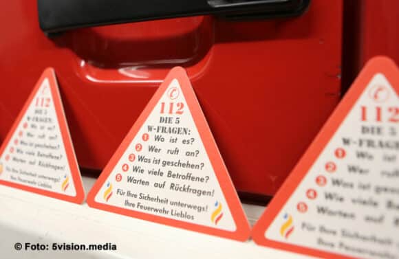 Lebensrettende Feuerwehr-Bierdeckel