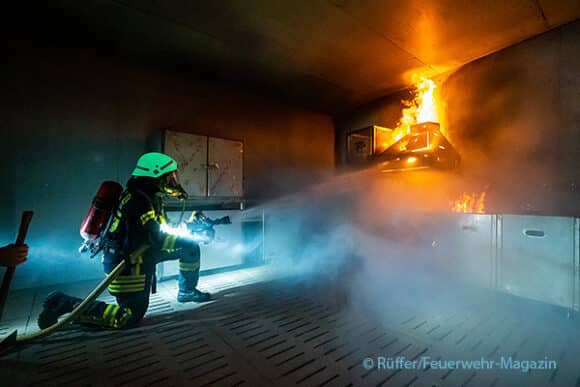  Berufsfeuerwehr Ausbildung Illustration 