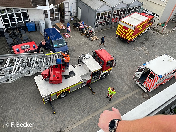 schwangere Feuerwehrfrau