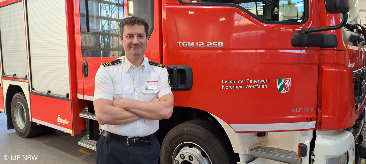 Regierungsbranddirektor Patrick Fuchs berichtet im Interview darüber, wie das Institut der Feuerwehr Nordrhein-Westfalen seine Fahrzeuge schützt. Foto: IdF NRW