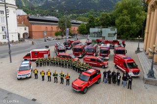 BF Innsbruck auf dem Vorplatz des Landestheaters