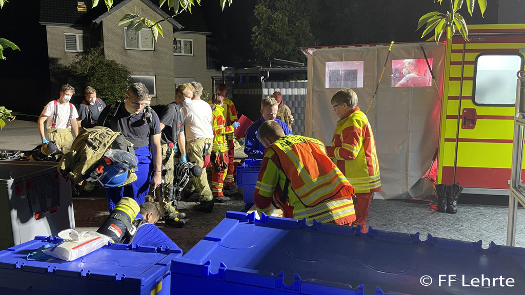 Bei der Hygiene-Komponente der Stadtfeuerwehr Lehrte erhalten Atemschutzgeräteträger neue Ausrüstung. Foto: FF Lehrte