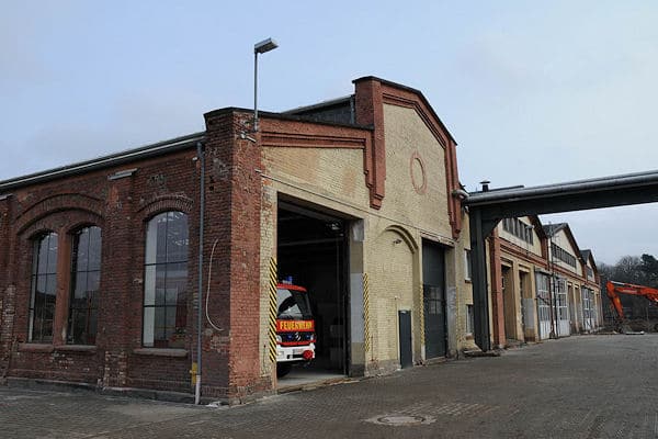 Archivfoto aus 2009: Auf dem Gelände eines ehemaligen Bahn-Ausbesserungswerkes in Limburg (HE) wollte BAI Fahrzeuge herstellen. Tatsächlich fand hier nur die Endfertigung und Bestückung von in Italien gefertigten Fahrzeugen statt. Foto: Peter Schneider Archivfoto aus 2009: Auf dem Gelände eines ehemaligen Bahn-Ausbesserungswerkes in Limburg (HE) wollte BAI Fahrzeuge herstellen. Tatsächlich fand hier nur die Endfertigung und Bestückung von in Italien gefertigten Fahrzeugen statt. Foto: Peter Schneider