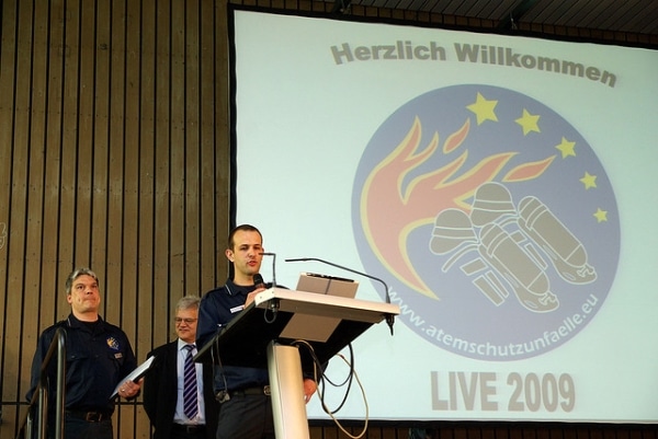 Am 12. November 2011 veranstaltet die Unfalldatenbank Atemschutzunfaelle.eu einen Kongress in Bruchsal. (Foto: wiesbaden112) Am 12. November 2011 veranstaltet die Unfalldatenbank atemschutzunfaelle.eu einen Kongress in Bruchsal. (Foto: wiesbaden112)