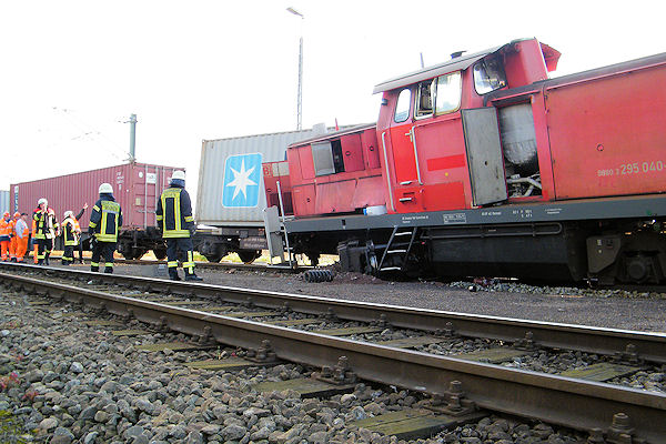Großeinsatz nach Zugunfall. Foto: Feuerwehr Bremen
