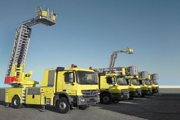 Rund 620 Lkw-Fahrgestelle hat die Rosenbauer AG nun bei Mercedes-Benz für ihren Großauftrag an das saudi-arabische Innenminesterium bestellt. Foto: Mercedes-Benz