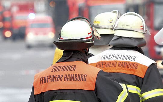 Führungskräfte der Feuerwehr Hamburg: Kommt die Hilfe in der Hansestadt schnell genug? Foto: Timo Jann