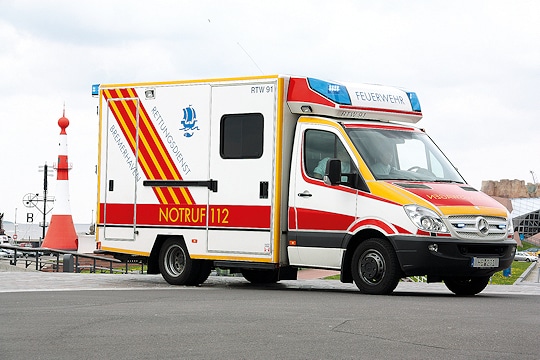 RTW der Feuerwehr Bremerhaven. Foto: Michael Klöpper