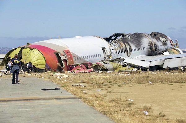 Verunglückte Boeing 777 auf dem Flughafen San Francisco. Foto: NTSB