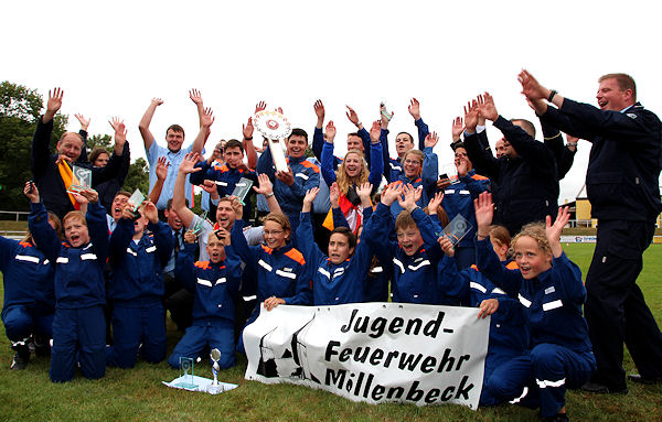 Jubel bei der JF Möllenbeck. Foto: DJF