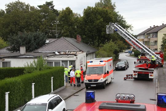 In Waldkraiburg ist aus ungeklärter Ursache ein Flachdach eingestürzt. Foto: fib/Eß In Waldkraiburg ist aus ungeklärter Ursache ein Flachdach eingestürzt. Foto: fib/Eß