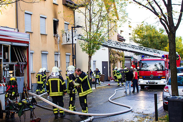 Feuerwehreinsatz bei Hausbrand. Foto: 7aktuell/Schmalz