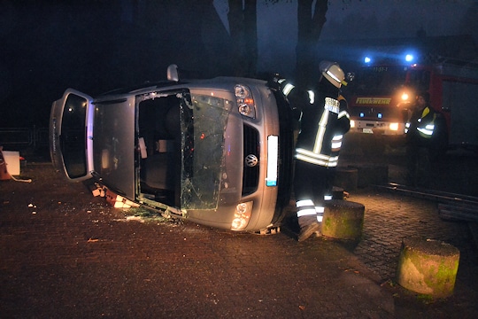 Unfall mit Pkw in Achim. Foto: Polizei