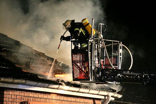 Wohnhausbrand in Saarwellingen. Foto: Simon Avenia