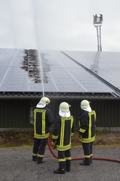 Brand-PV-Anlage-Pinneberg-26-05-2015