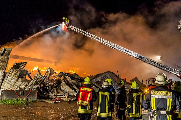 Grossbrand Reußenköge (Kreis NF, SH) 02SEP15