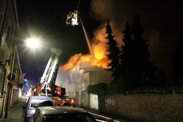 Großbrand-Emden-19-10-2015
