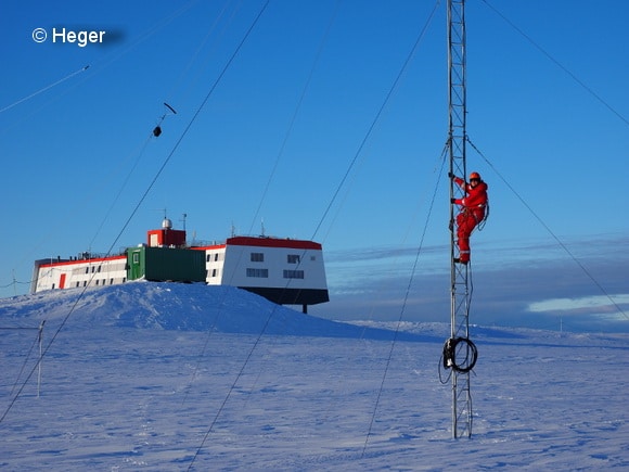 Diese Aufnahme entstand vor einigen Monaten. Aktuell herrscht Dunkelheit an der Antarktis. Foto: Heger